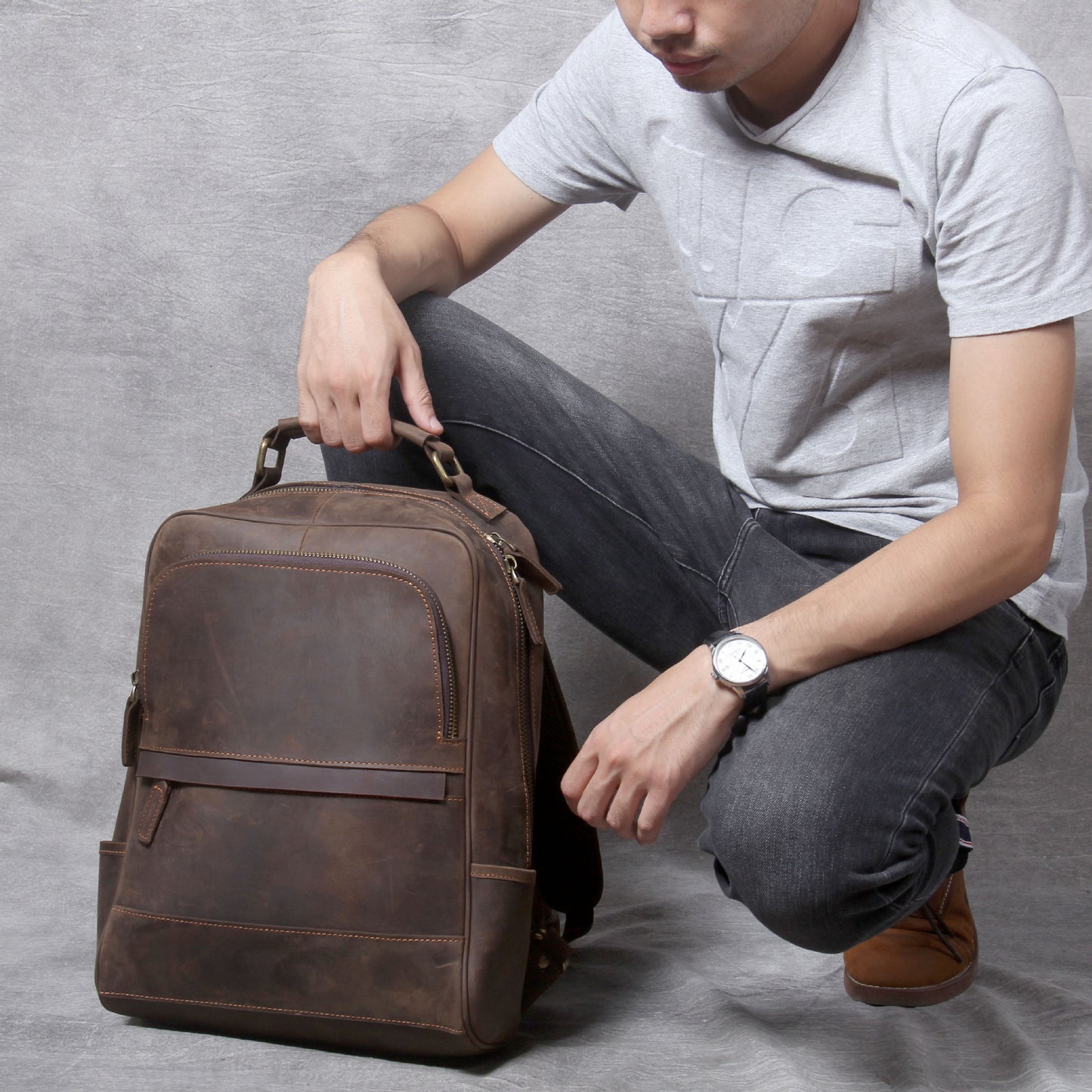 Men's Retro Crazy Horse Leather Large Capacity Backpacks