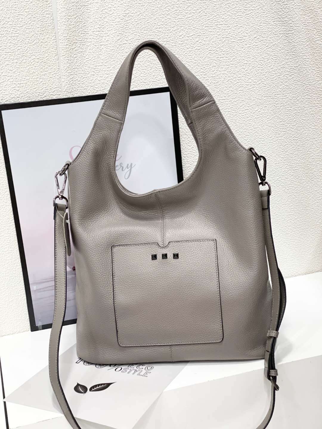 Women's Leather Underarm Fashion Rivet Big First Handbags