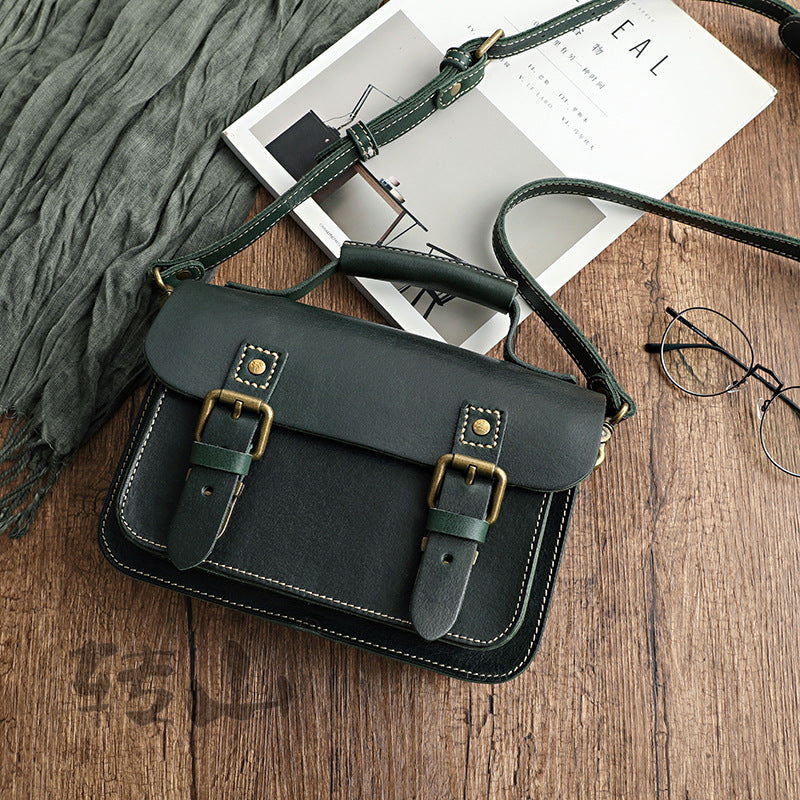 Women's Retro Handmade Leather Vegetable Tanned Portable Bags