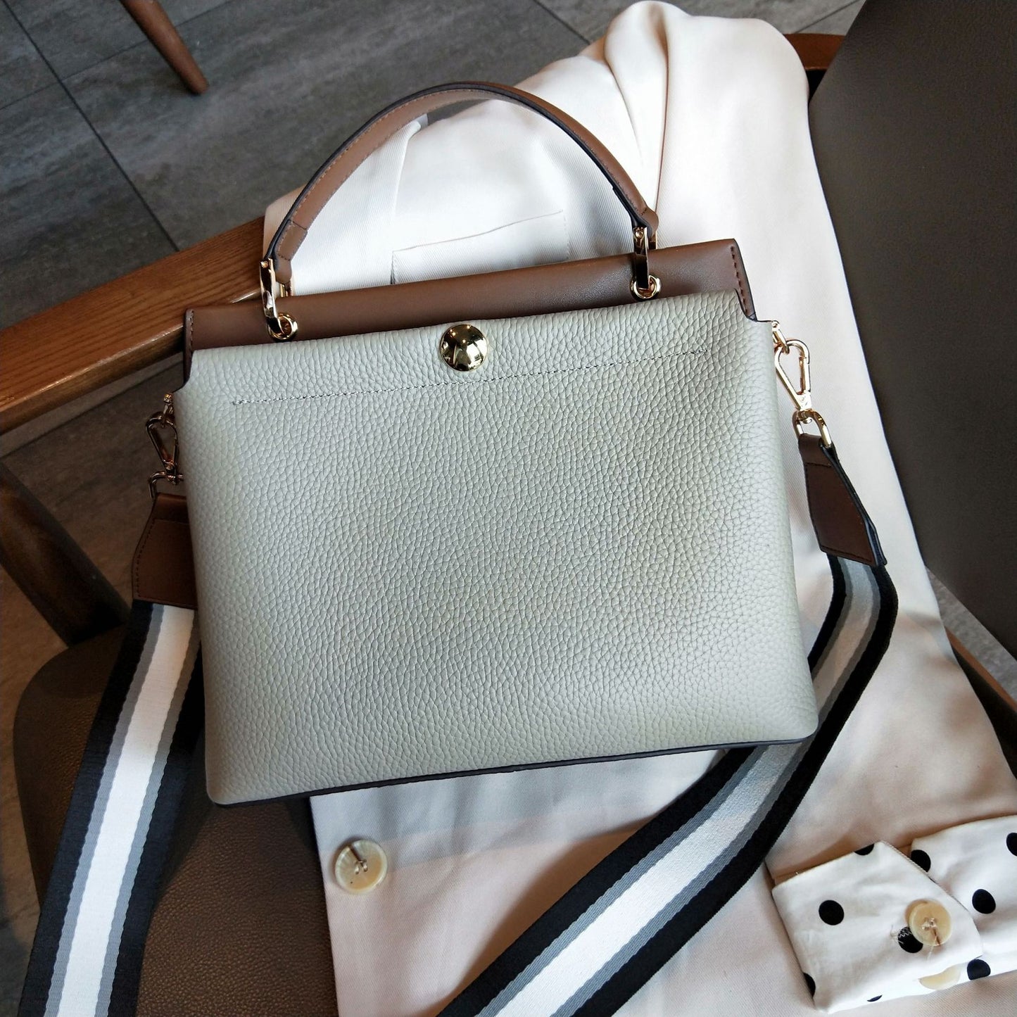 Women's Cow Leather Large Capacity Soft Cowhide Handbags