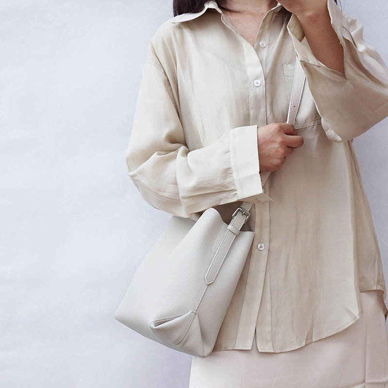 Women's Genuine Leather Cowhide Simple Commuter Elegant Shoulder Bags