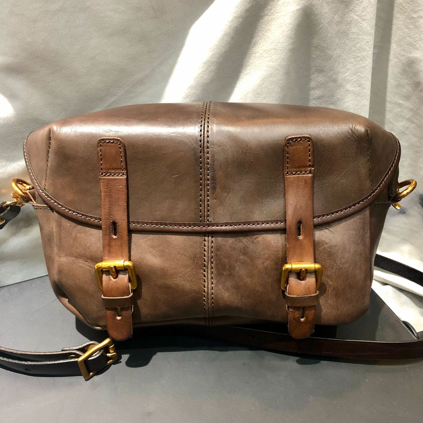 Women's & Men's & First Layer Leather Vintage American Men's Messenger Bags