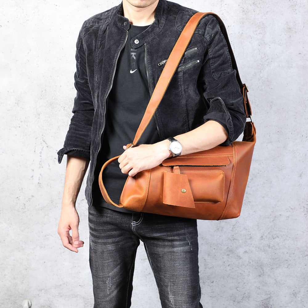 Men's Personality Crazy Horse Leather Message Handmade First Men's Shoulder Bags