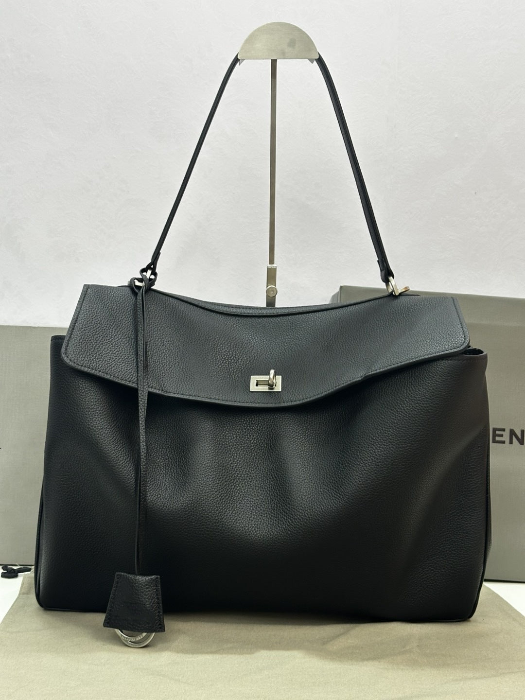 Version Soft Cowhide Neutral Fashionable Loose Handbags