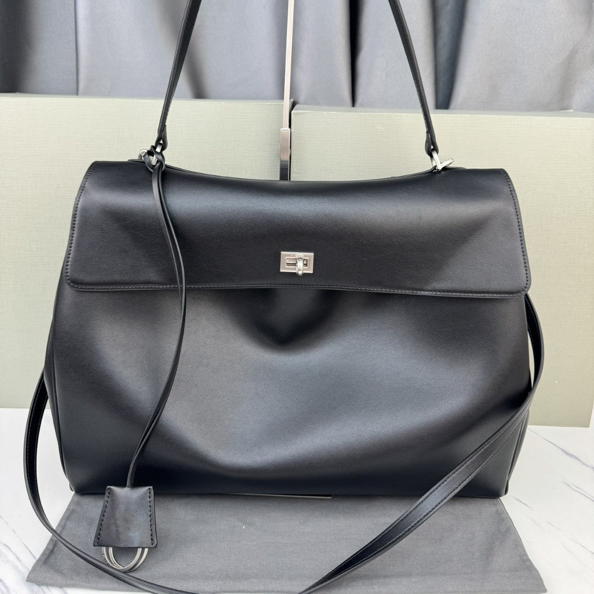 High Version Paris Leather Fashion Soft Tote Bags
