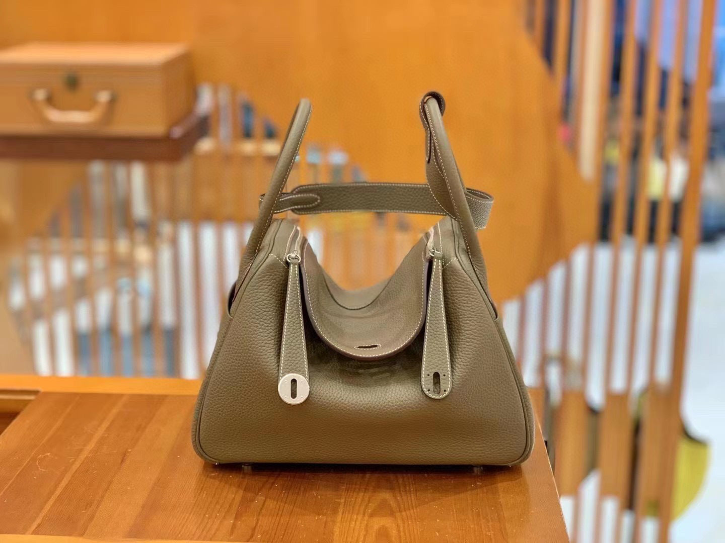 Imported Cowhide Wax Line Handmade Lindy Crossbody Bags