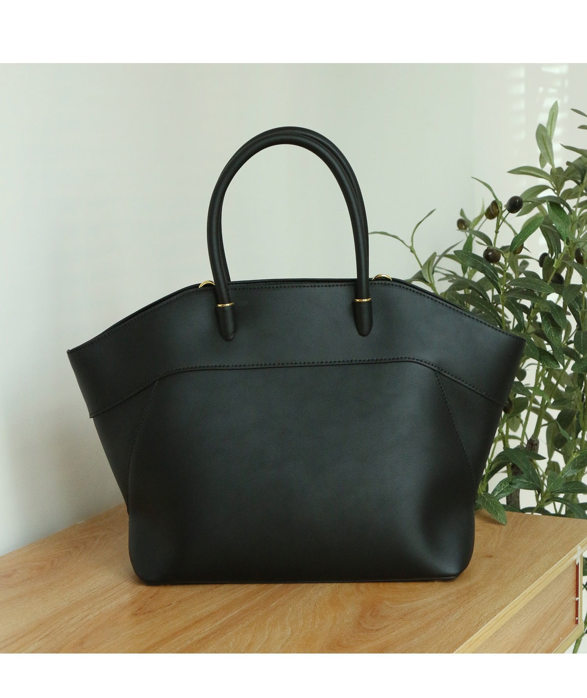 Women's Niche Wings Style Temperament Commute Cowhide Handbags