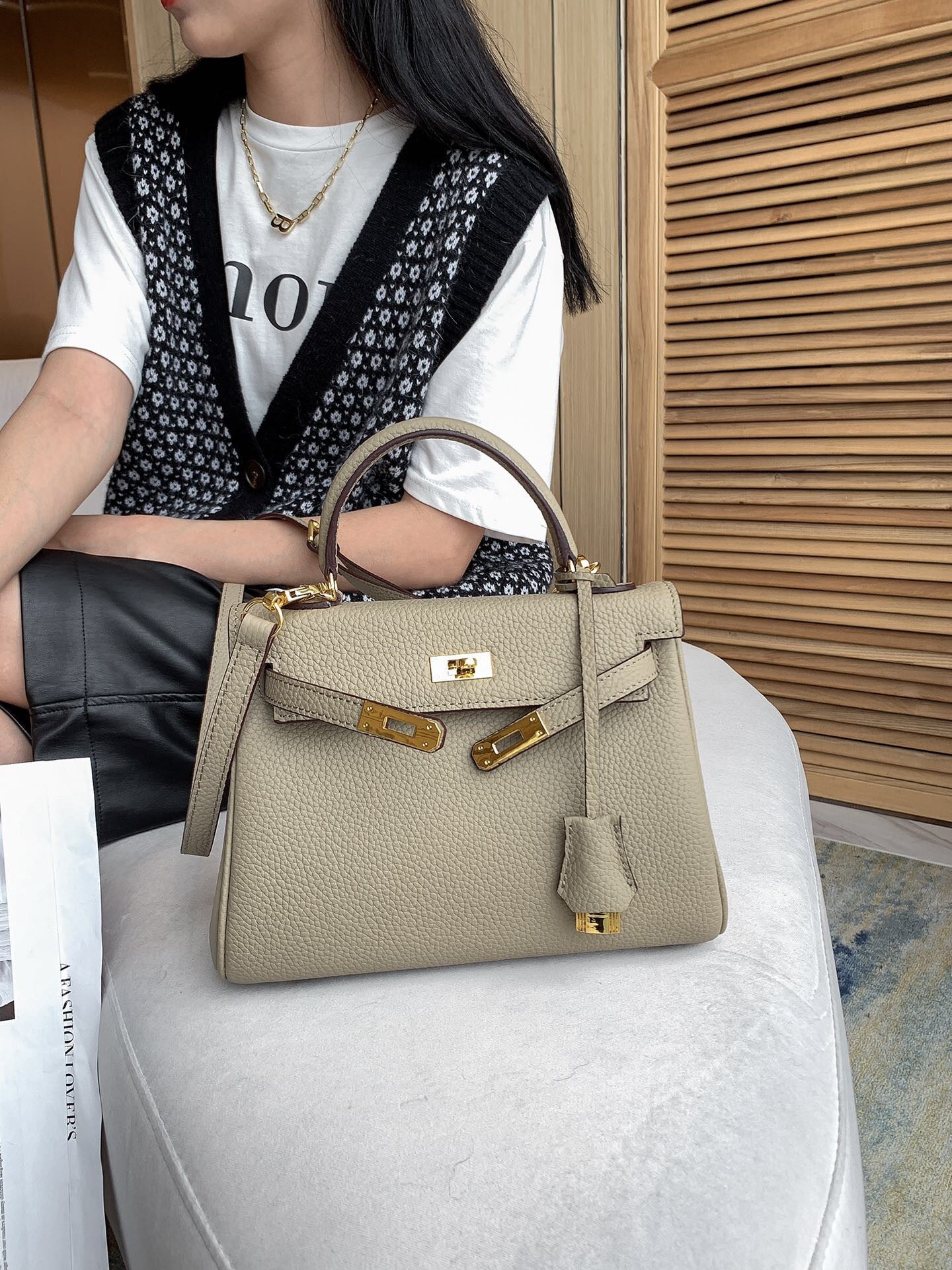 Women's Genuine Leather Kelly Soft Large Fashion Litchi Handbags