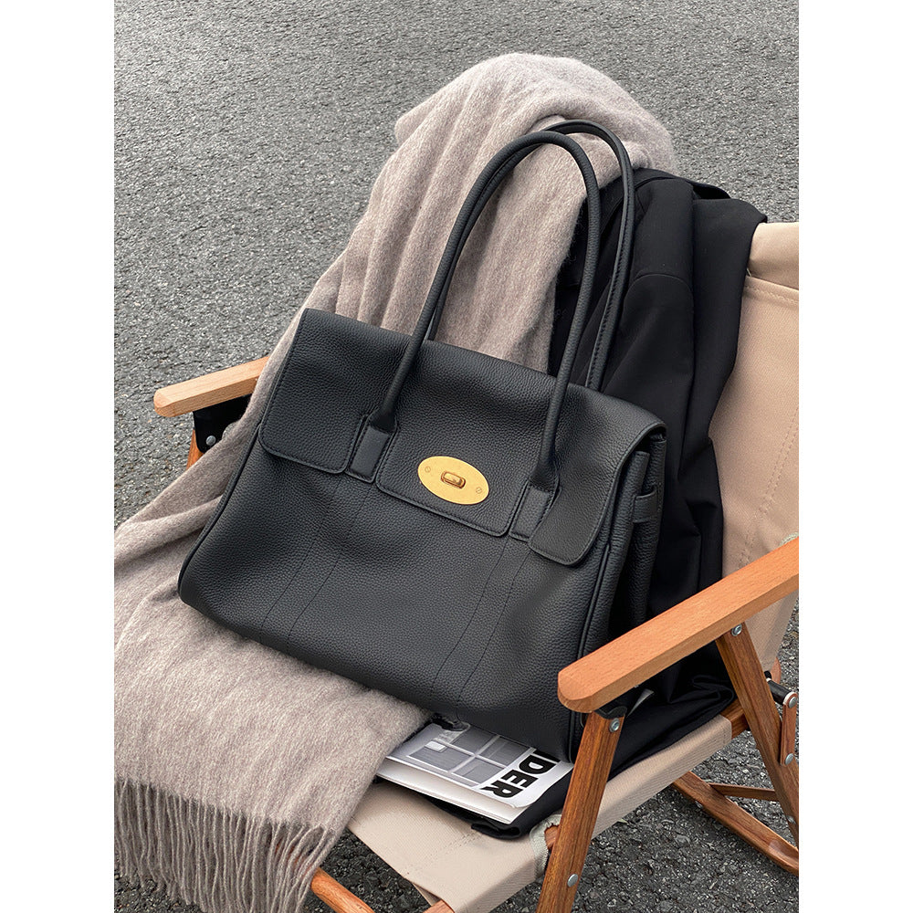 Women's Leather Large Capacity Commuter Underarm Yuan Handbags