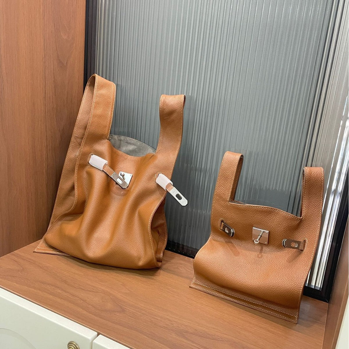 Women's Pretty Niche Portable Live Broadcast Crossbody Bags