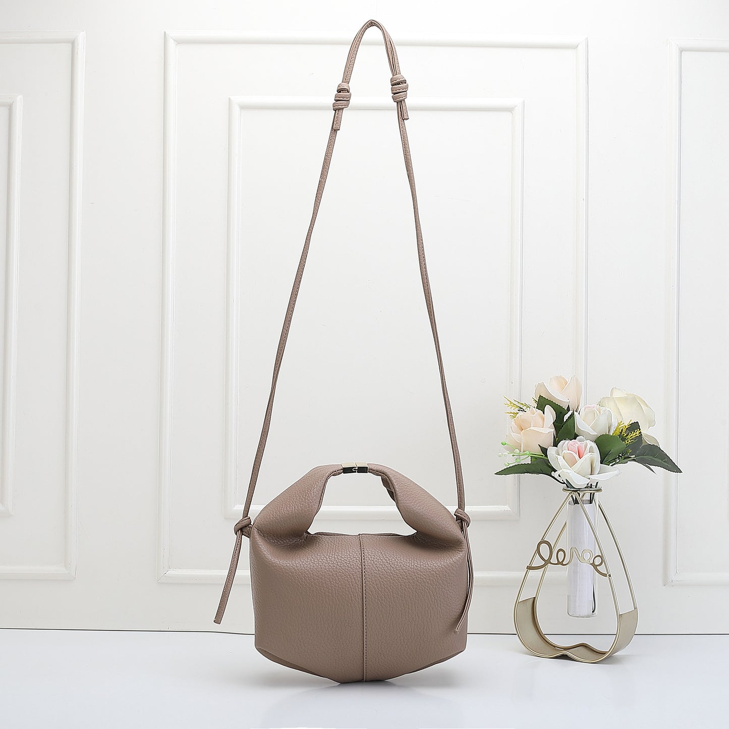 Niche High-grade Lychee Pattern Pleated Cloud Soft Leather Crossbody Bags