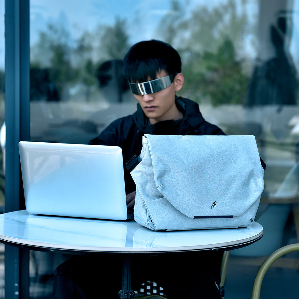Men's Classic Single Fashion Riding Boys Men's Messenger Bags