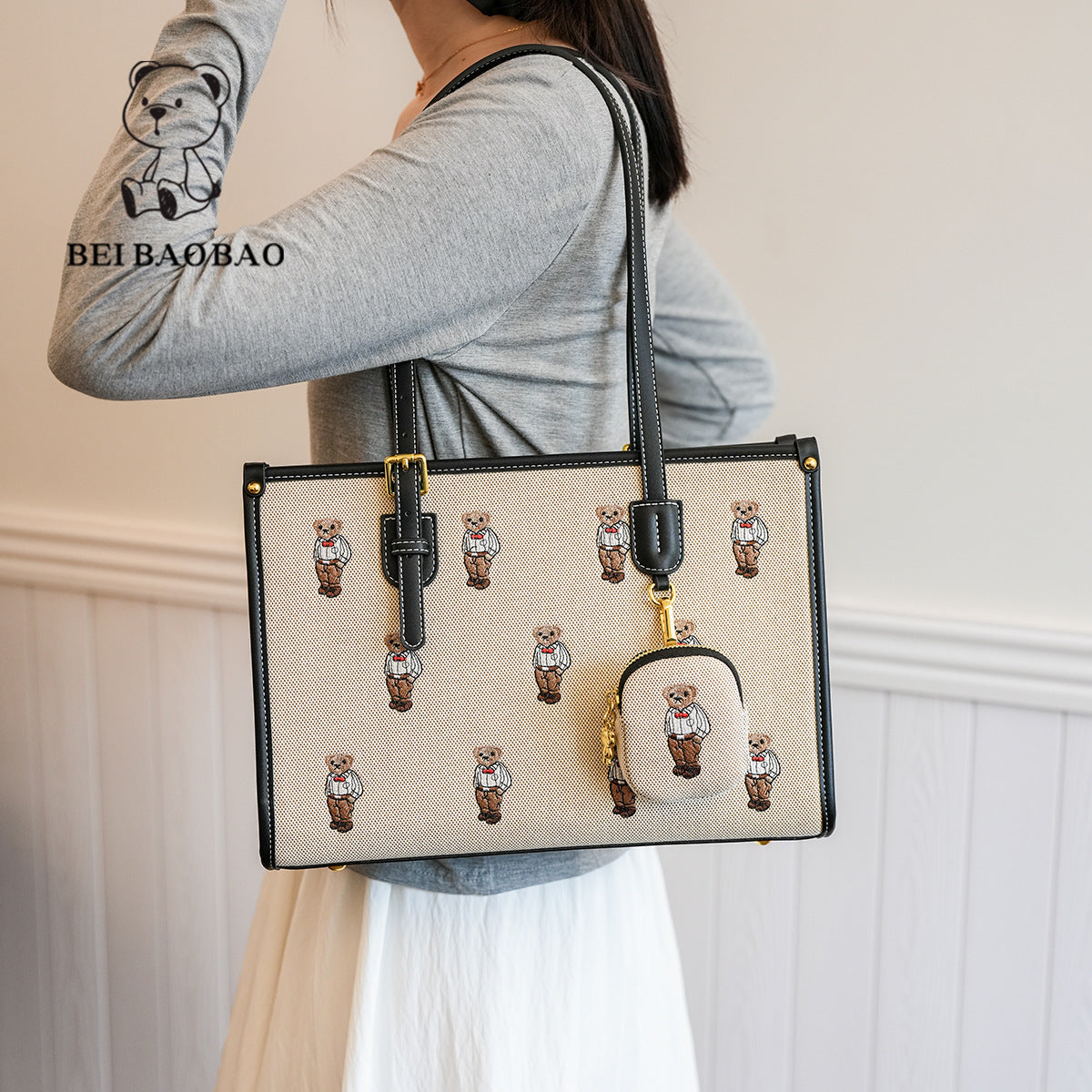 Source Embroidery Bear Female Summer Large Capacity Tote Bags