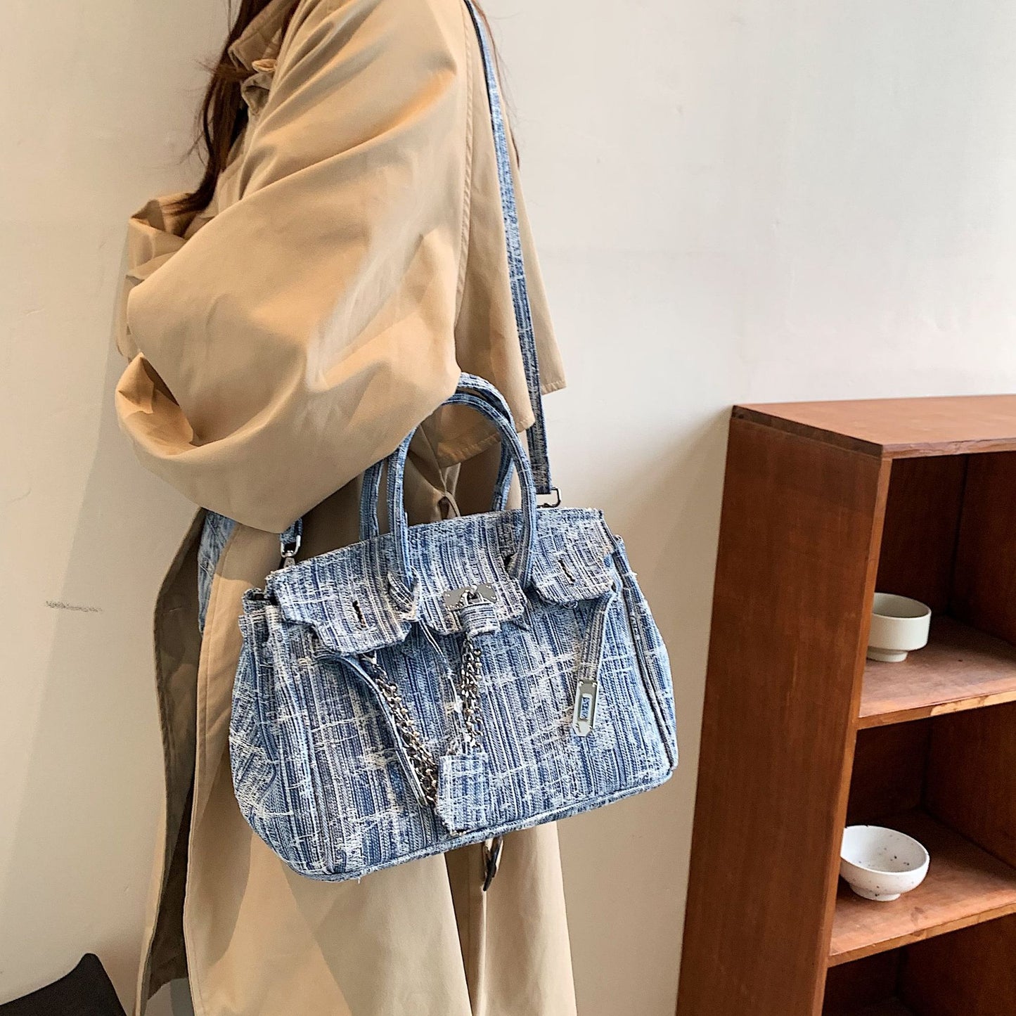 Large Capacity Denim Blue Portable Platinum Shoulder Bags