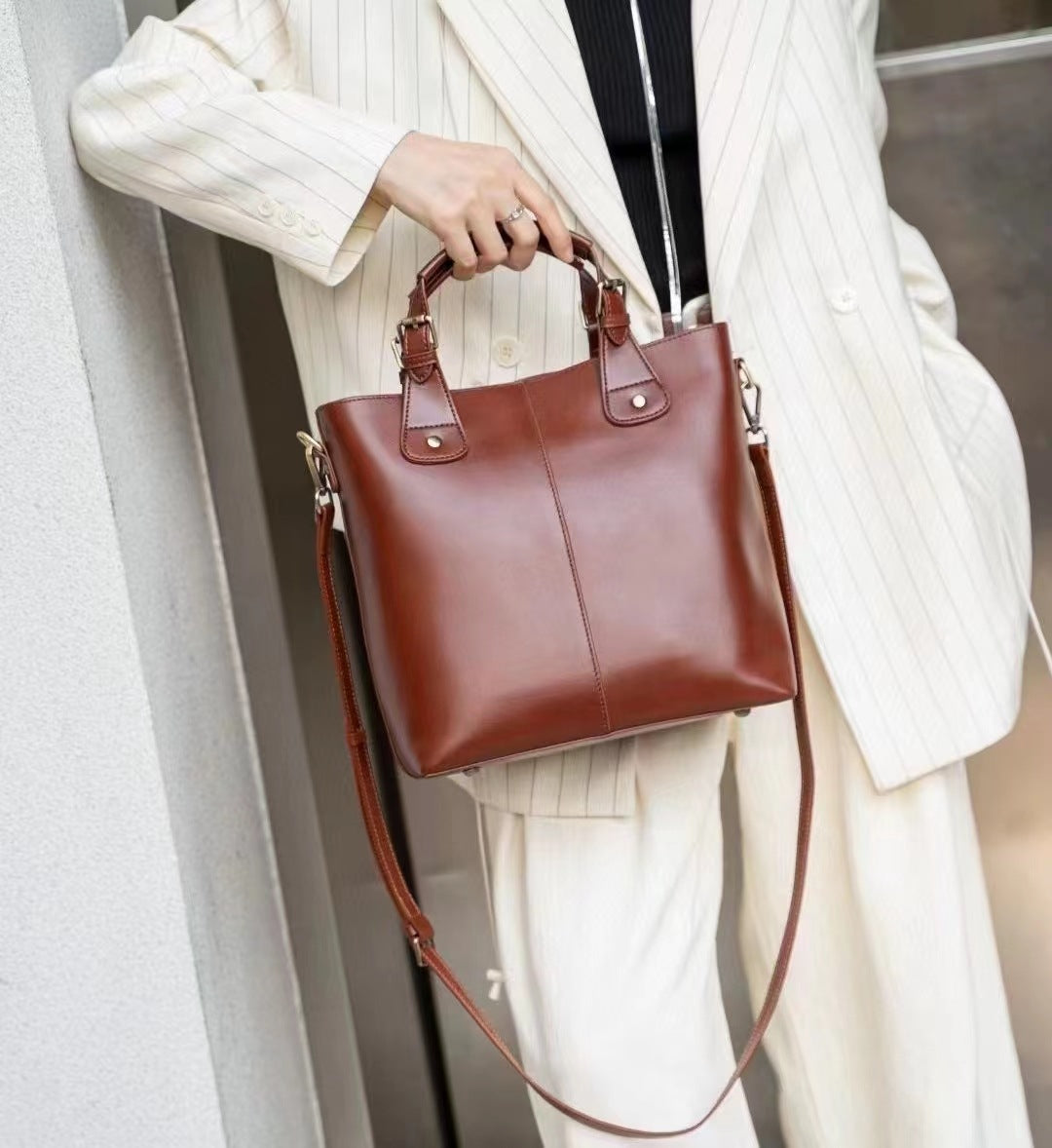 Women's Classic Vegetable Basket Genuine Leather Large Bags