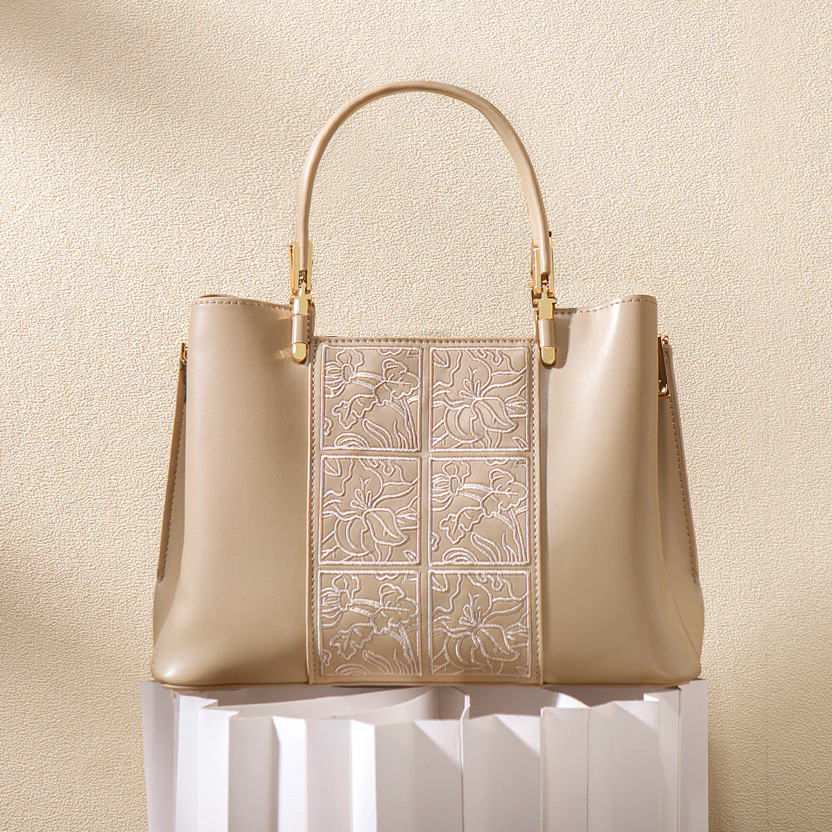 Women's Mother's Day Gift Embroidered Beige Large Handbags