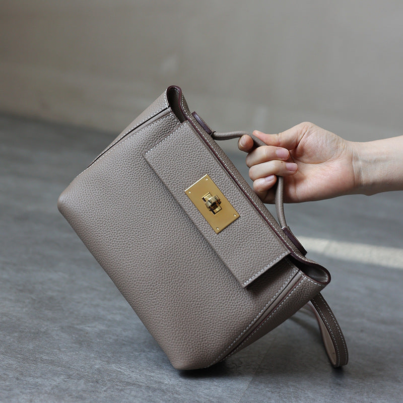 Women's Genuine Leather Retro Commuter Texture Light Bags