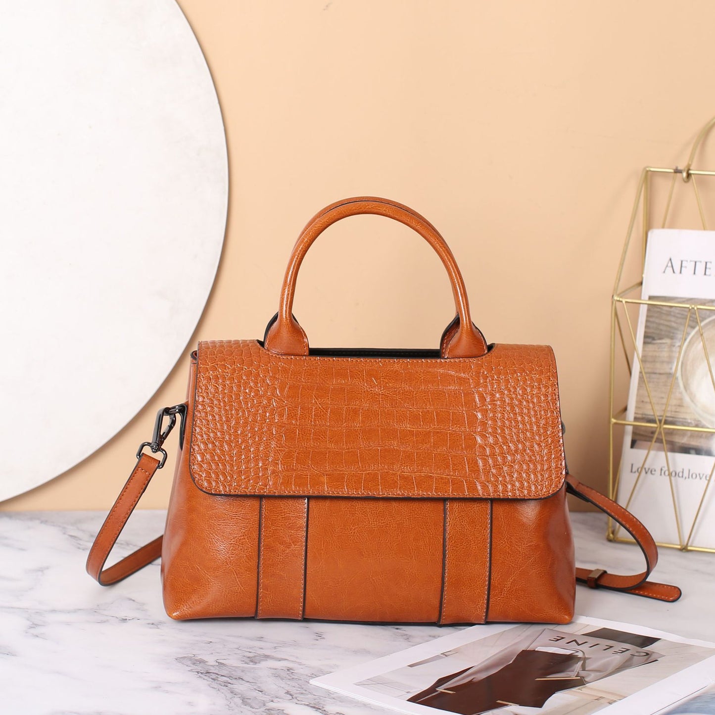 Women's Genuine Leather Fashionable Large Capacity Textured Handbags
