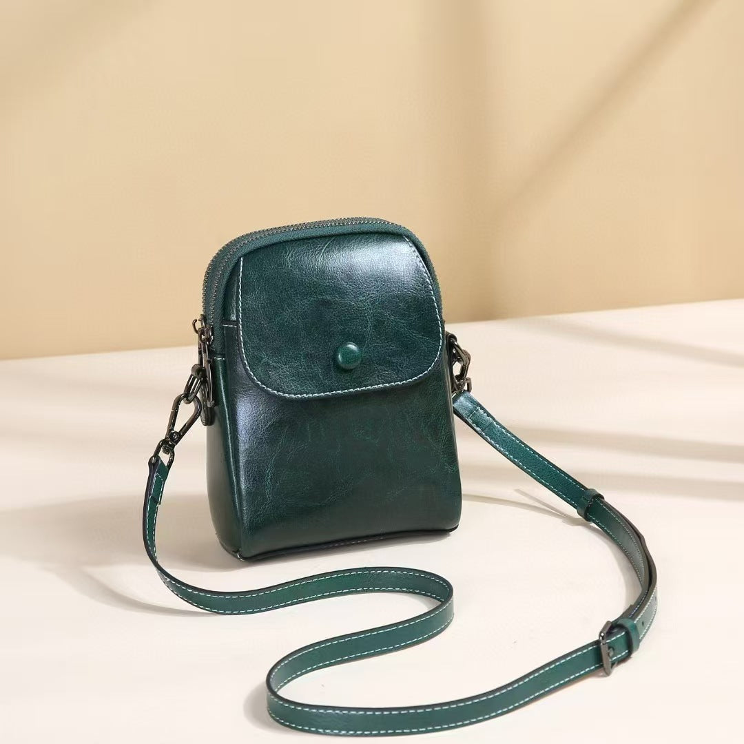 Women's Fashionable Oil Wax Leather Retro Crossbody Bags