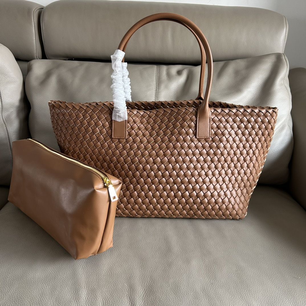 Women's Woven Fashion Shopping Large Capacity Mummy Handbags