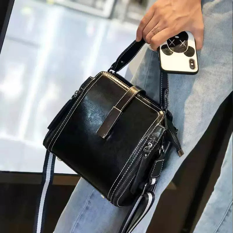 Women's Genuine Leather Trendy Four Fashion Portable Handbags