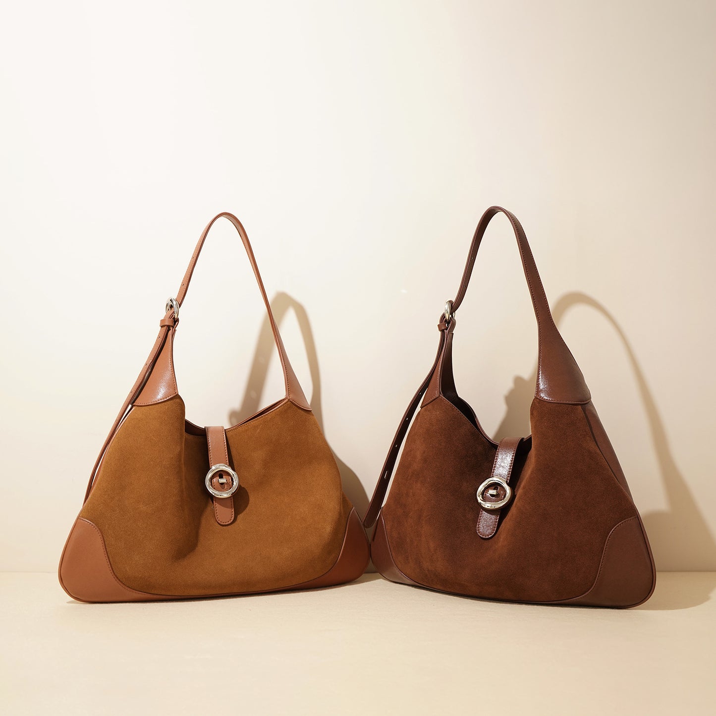 Women's Large Capacity Suede Underarm Retro Commuter Bags