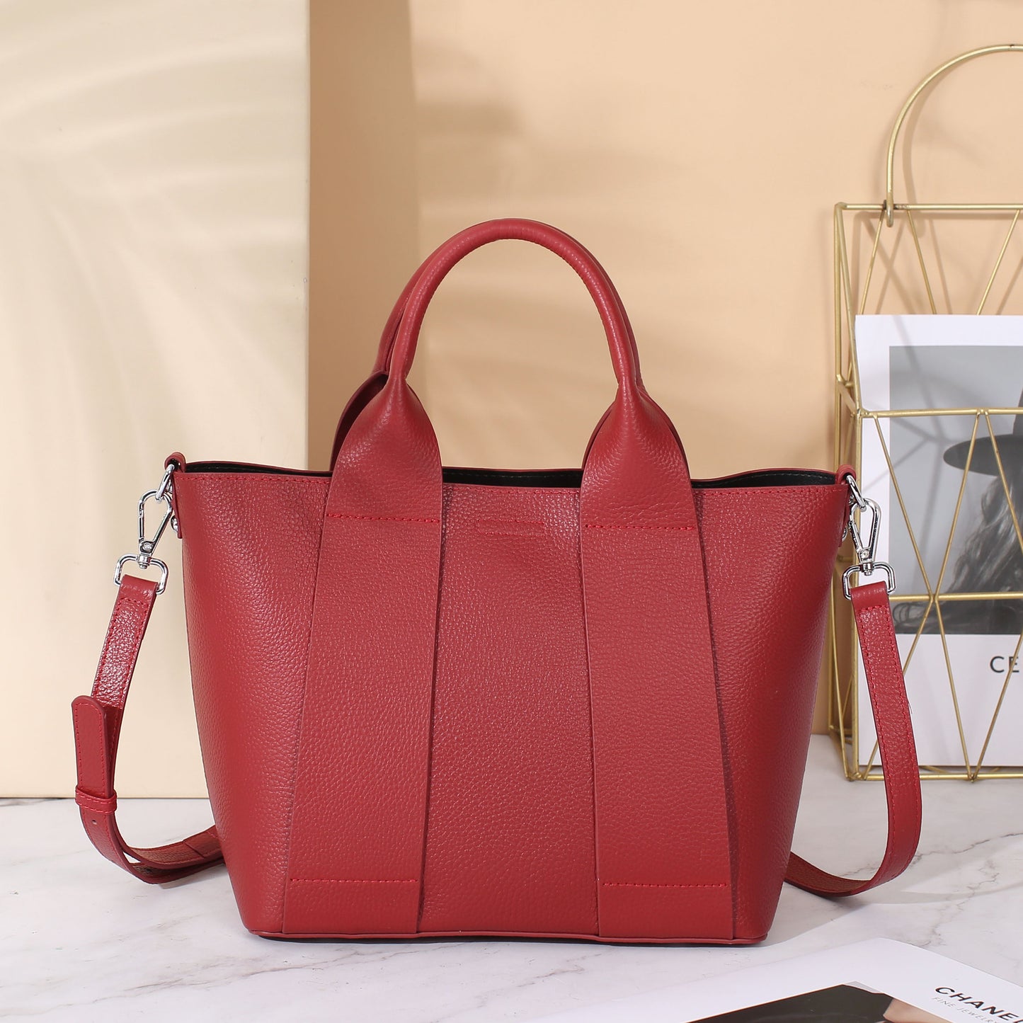 Women's Genuine Leather Fashion Portable Large Capacity Handbags