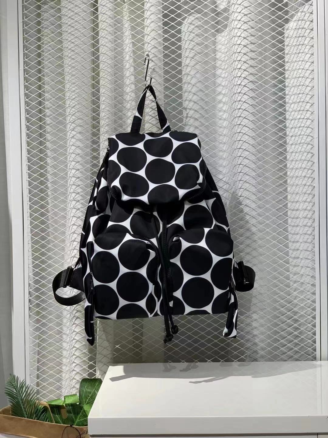 Women's Flip Drawstring Large Capacity Korean Style Backpacks