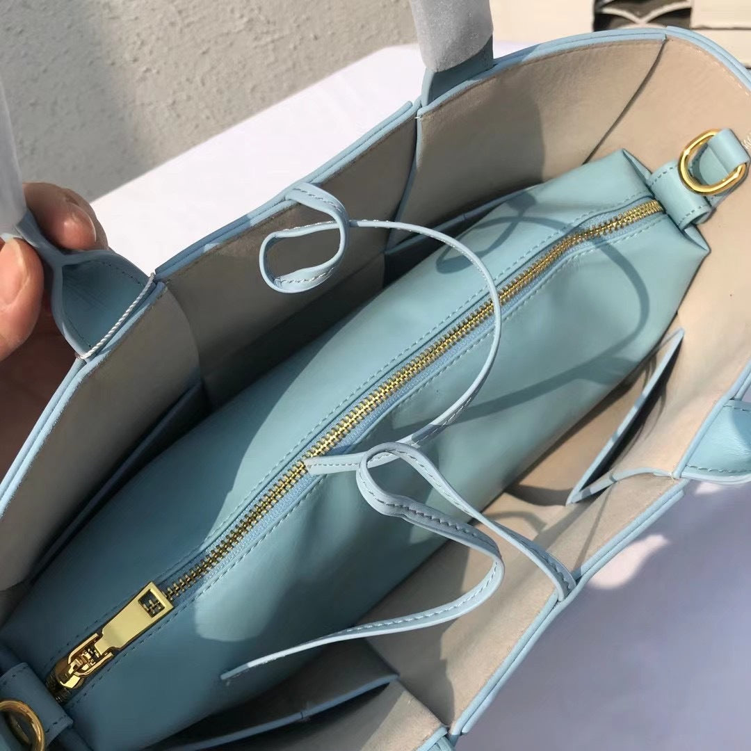 Early Spring Fashion Large Capacity Zipper Bags
