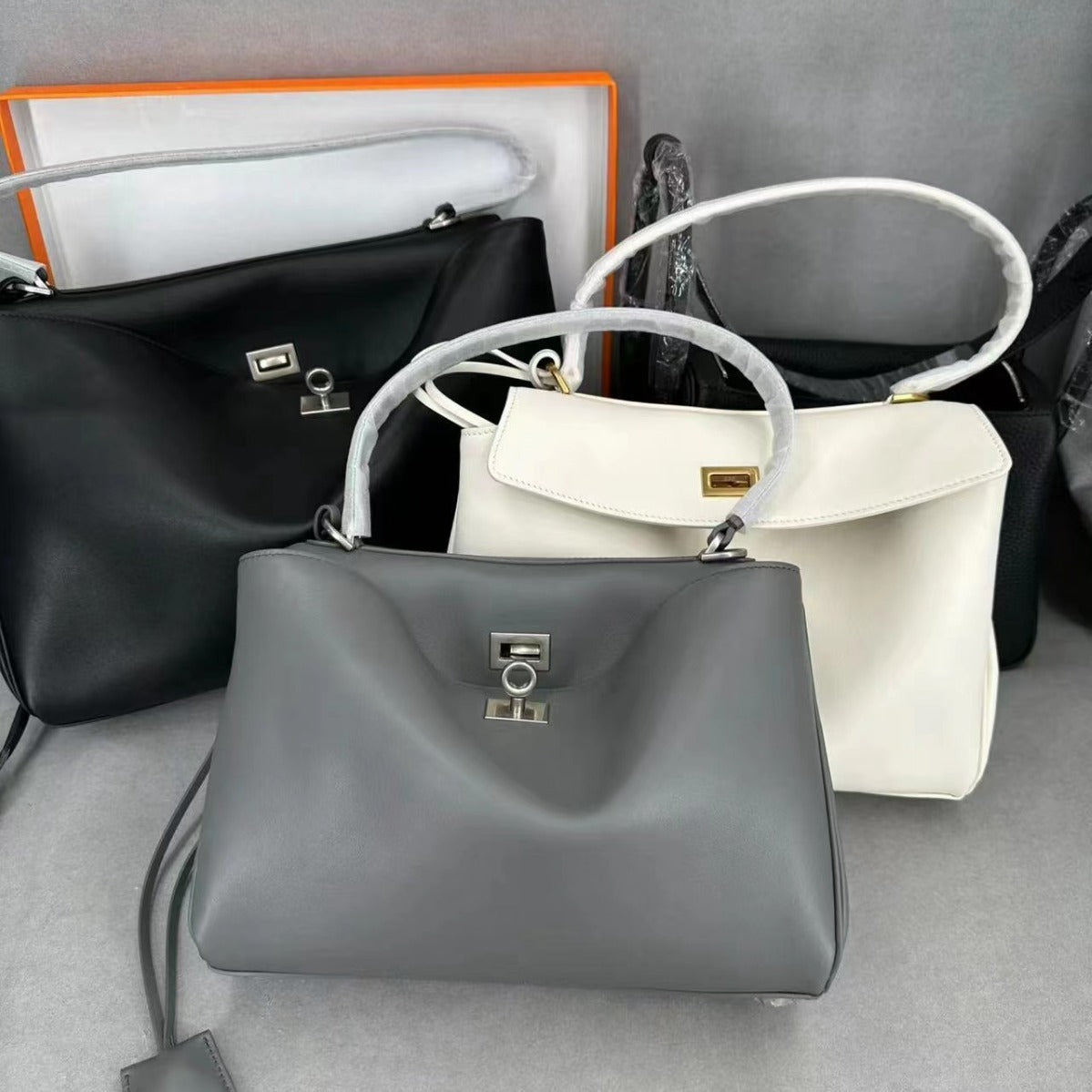 Distressed Pleated Idle Style Unique Draping High-grade Super Handbags
