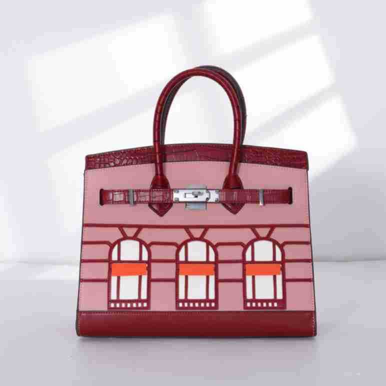 Women's Fashion Classic Niche House Large Capacity Bags