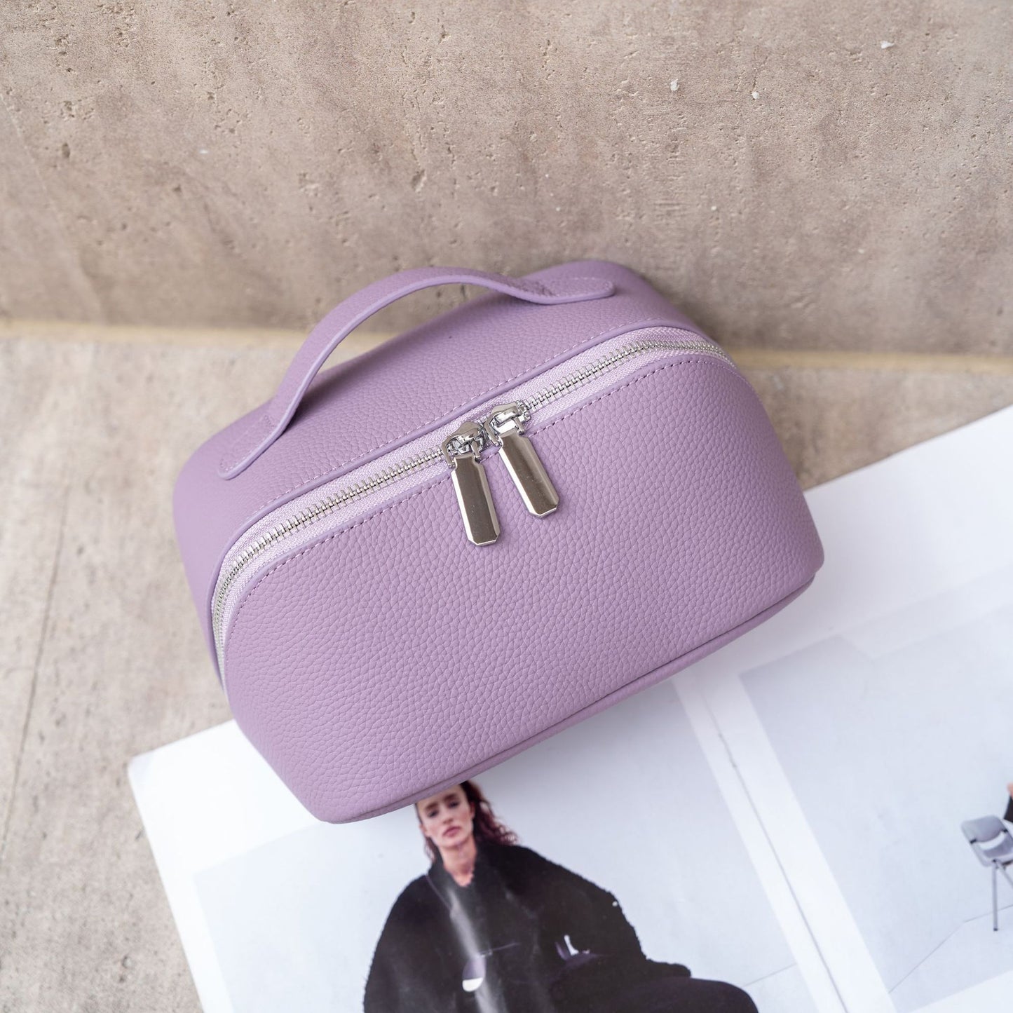 Women's Layer Cowhide Minority Fashion Practical Portable Bags