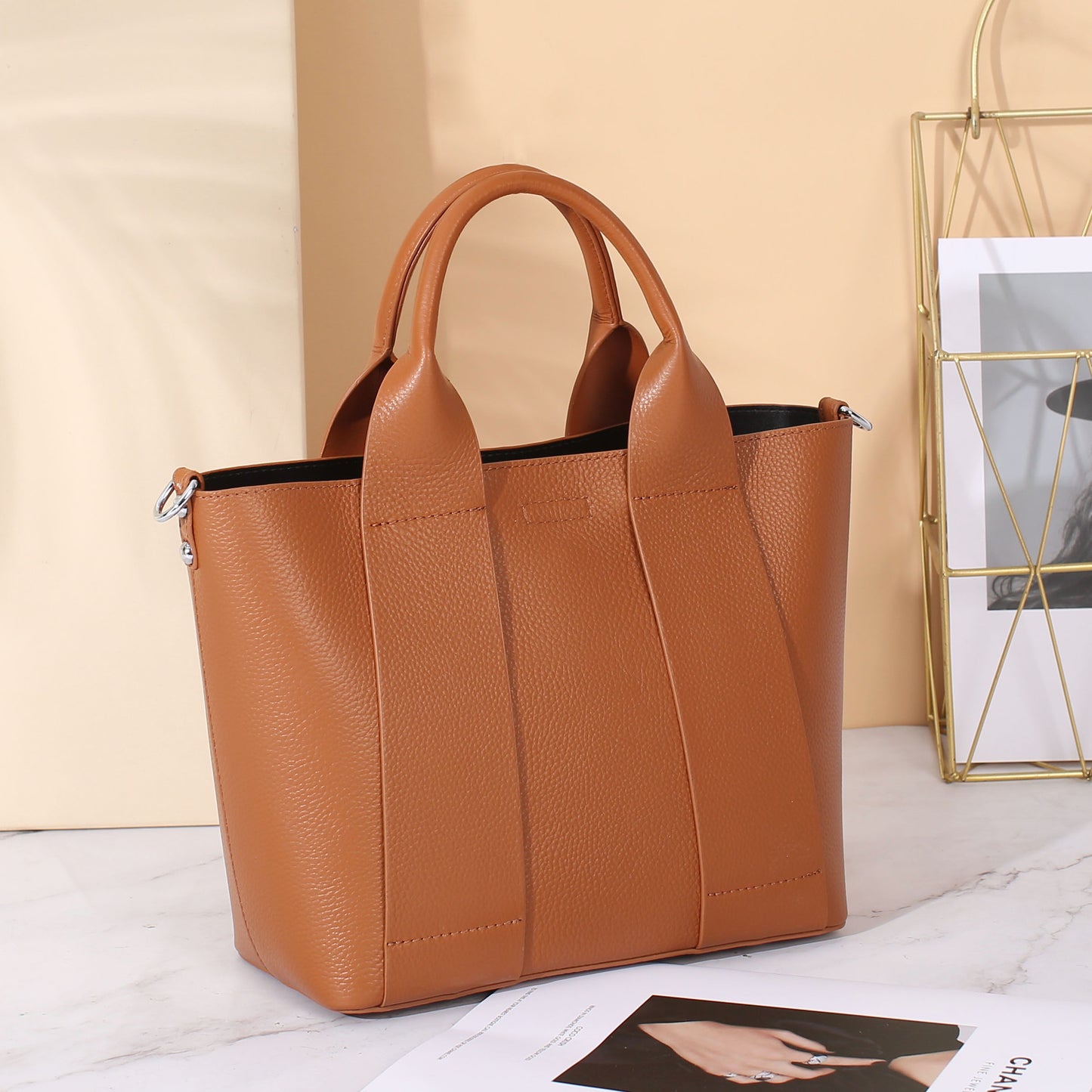 Women's Genuine Leather Fashion Portable Large Capacity Handbags