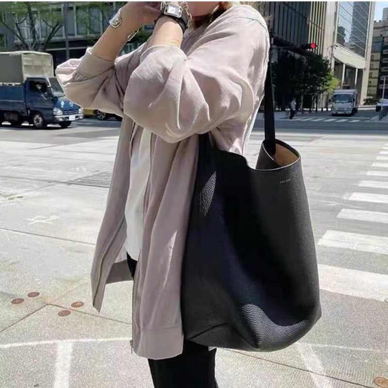 Charming Lychee Pattern Size Portable Commuter Shoulder Bags