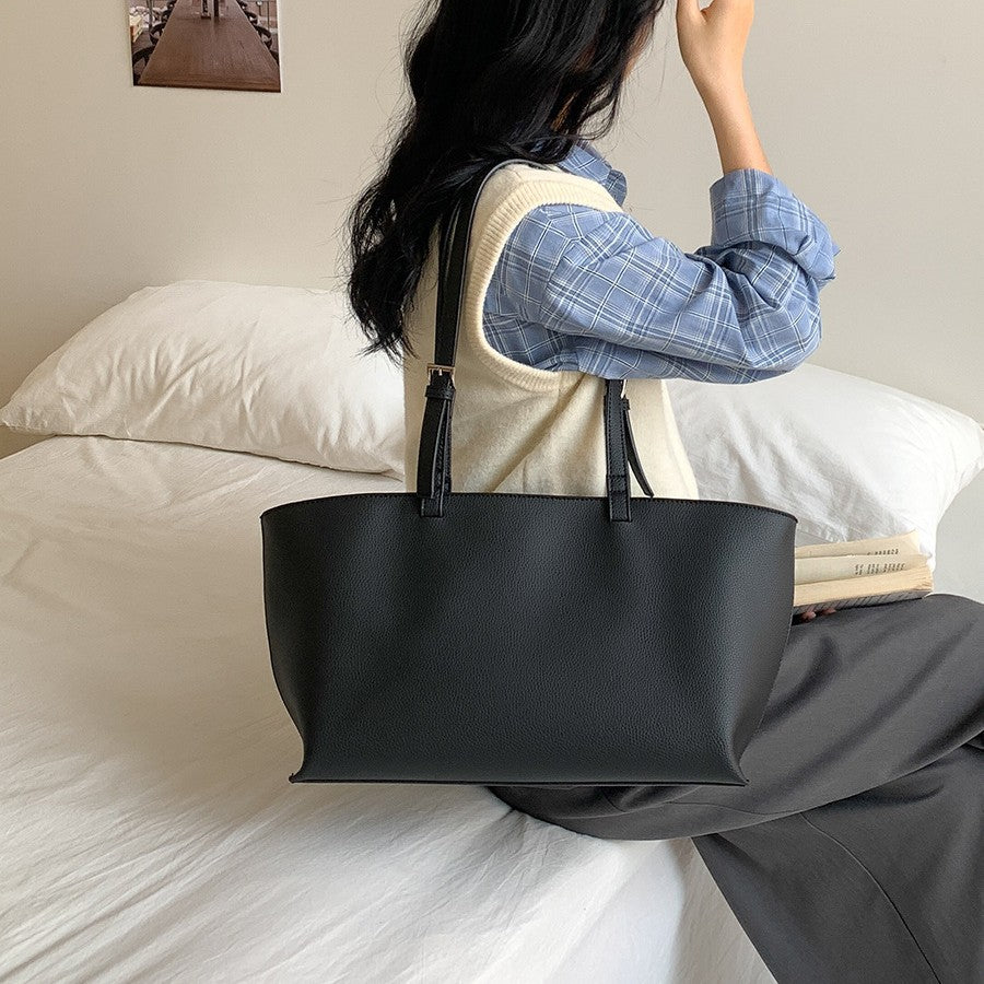 Women's Style One Large Capacity High-grade Spring Portable Bags