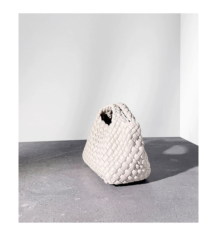 Women's Fashionable Genuine Leather Size Hand-woven Portable Handbags