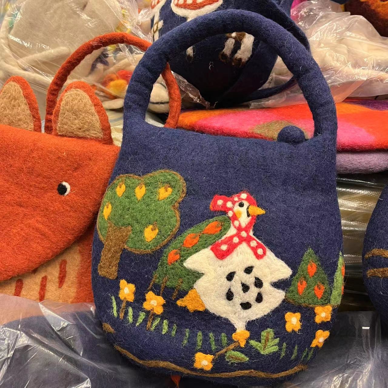 Poke Cute Cartoon Little Duck Cross The Handbags