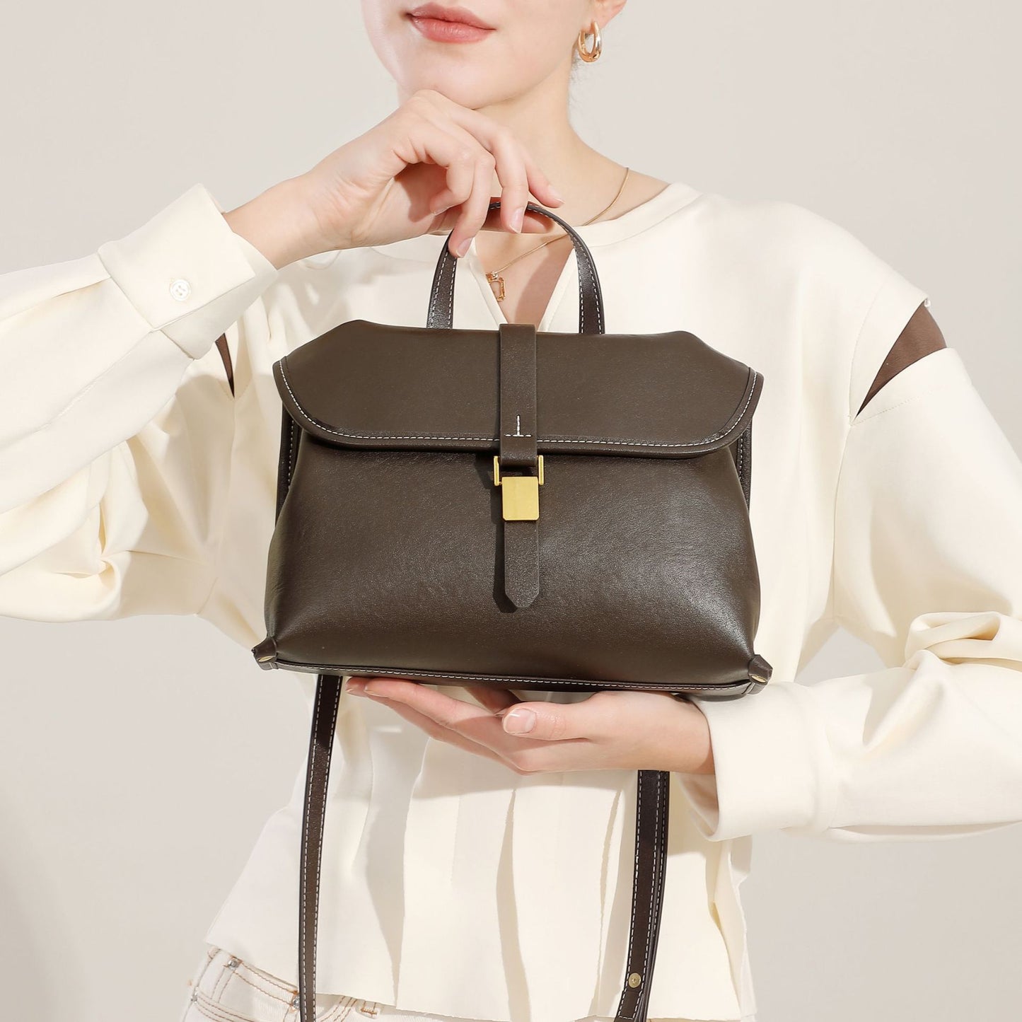 Women's Super Popular Leisure Spring Vintage Commuter Crossbody Bags