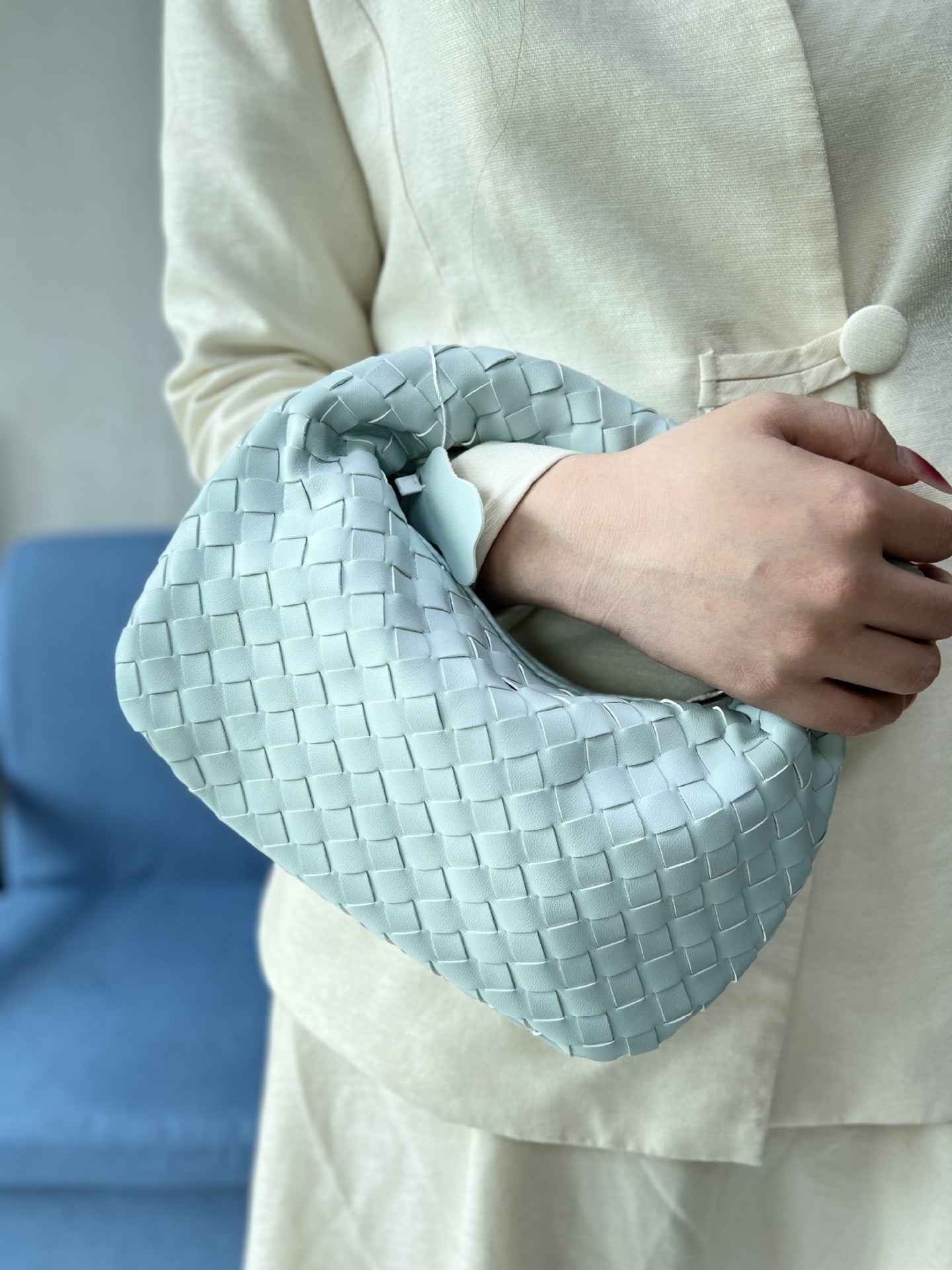Elegant New Handmade Horn Portable Dumplings Handbags