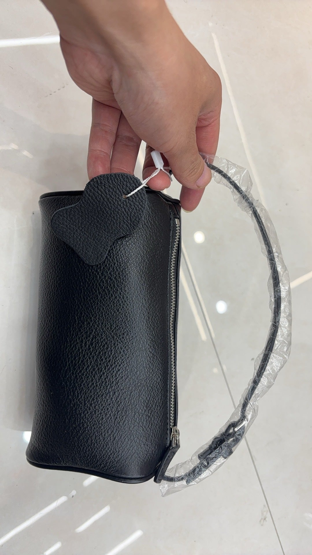 Women's Layer Cowhide Niche Designer High-grade Cylinder Handbags