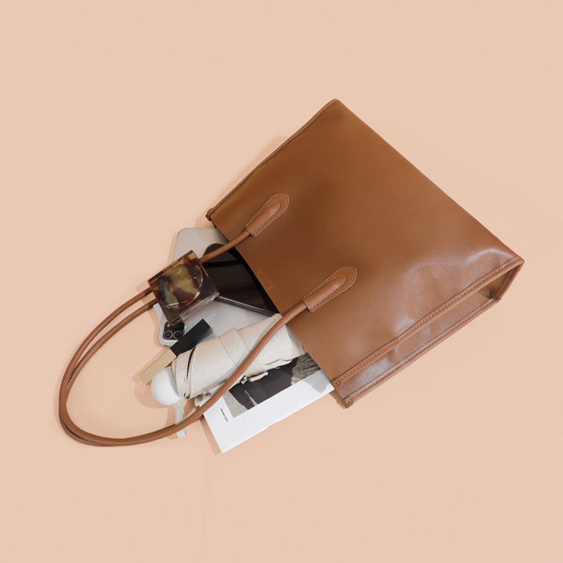 Women's Capacity Commuter Niche Cowhide Underarm High Sense Tote Bags