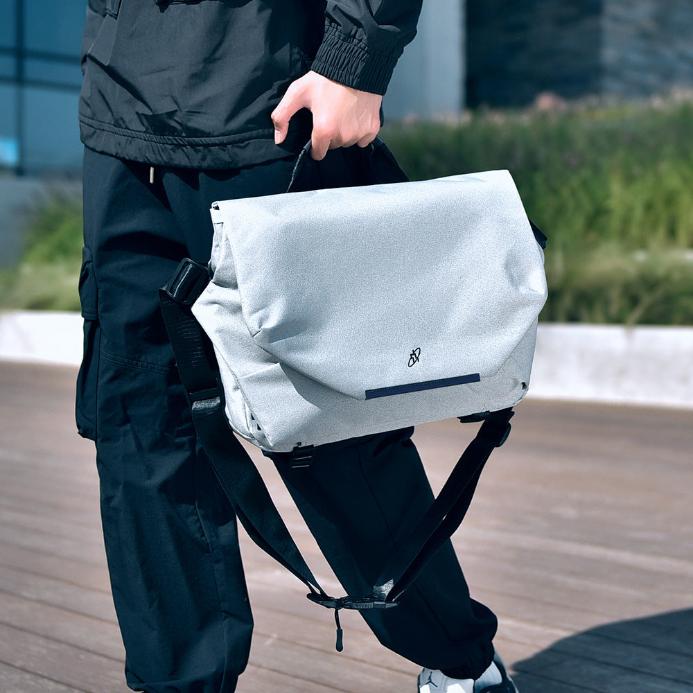 Men's Classic Single Fashion Riding Boys Men's Messenger Bags