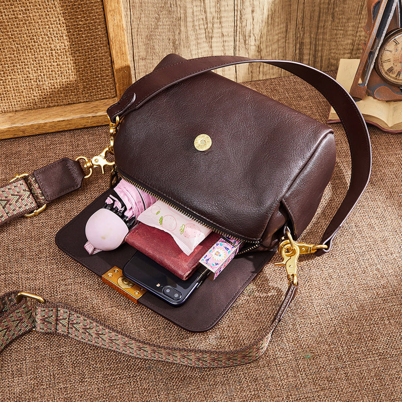 Women's Genuine Leather Retro First Layer Vegetable Tanning Shoulder Bags