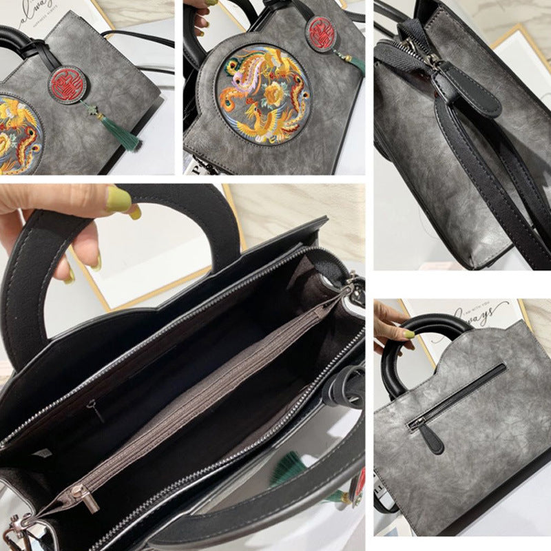 Women's Retro Chinese Style Embroidery With Cheongsam Handbags
