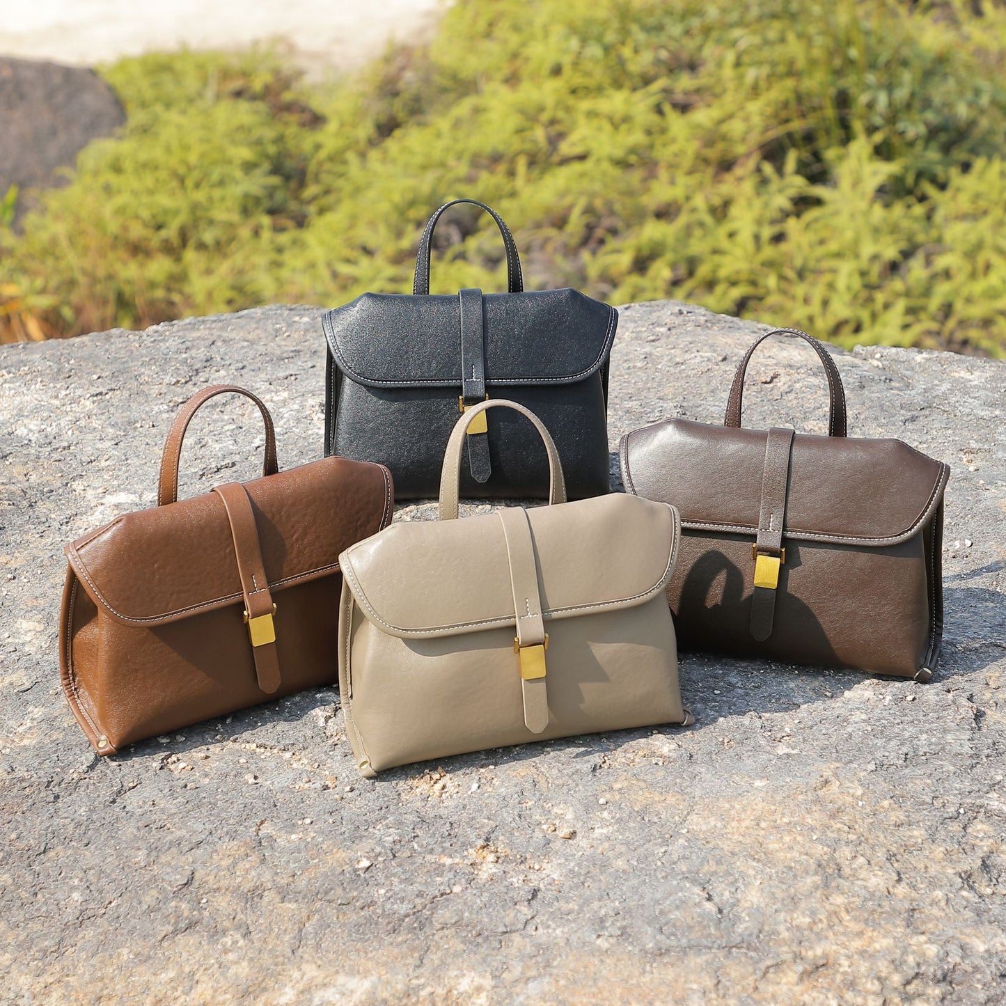 Women's Super Popular Leisure Spring Vintage Commuter Crossbody Bags