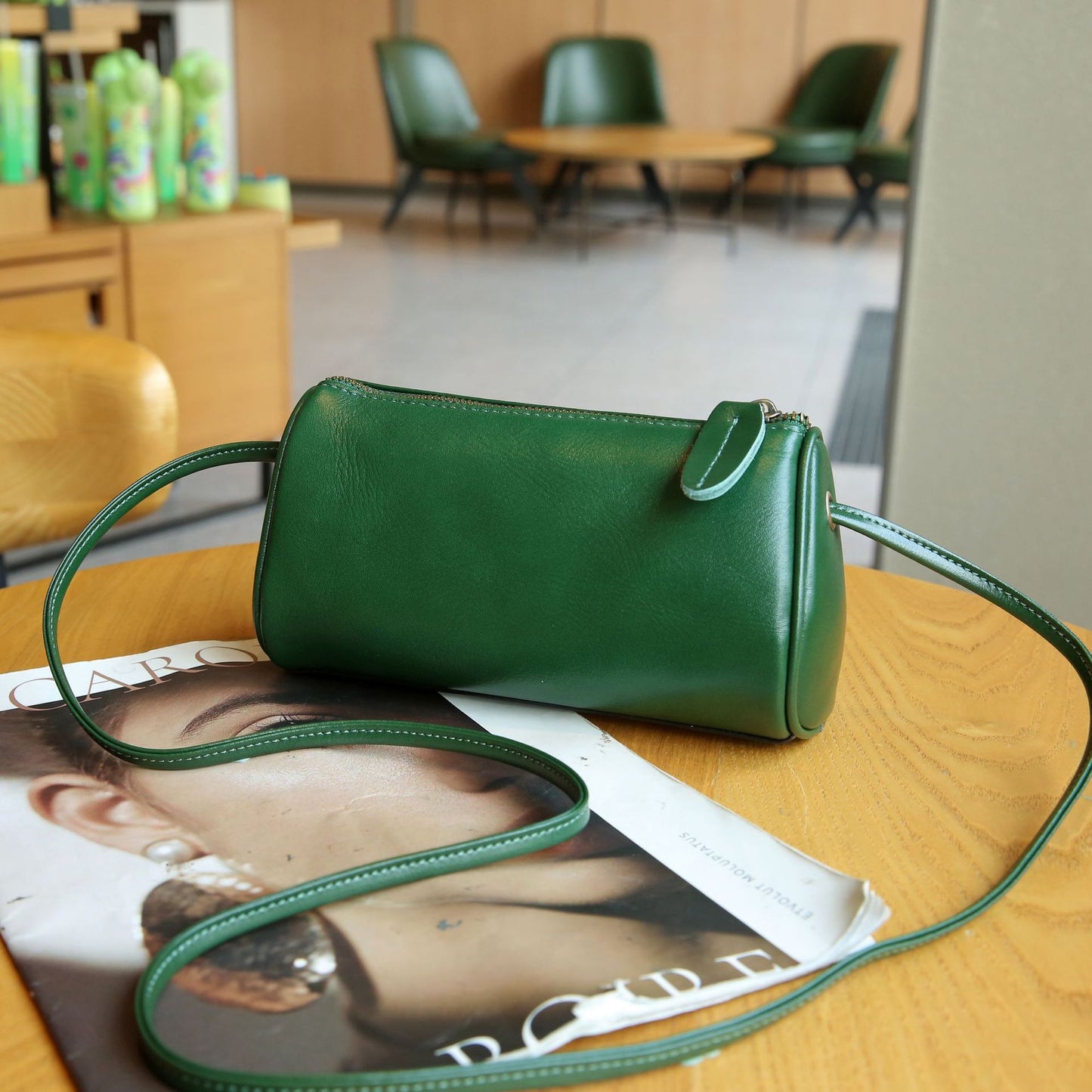 Women's Vegetable Tanned Fashionable Summer Top Layer Shoulder Bags