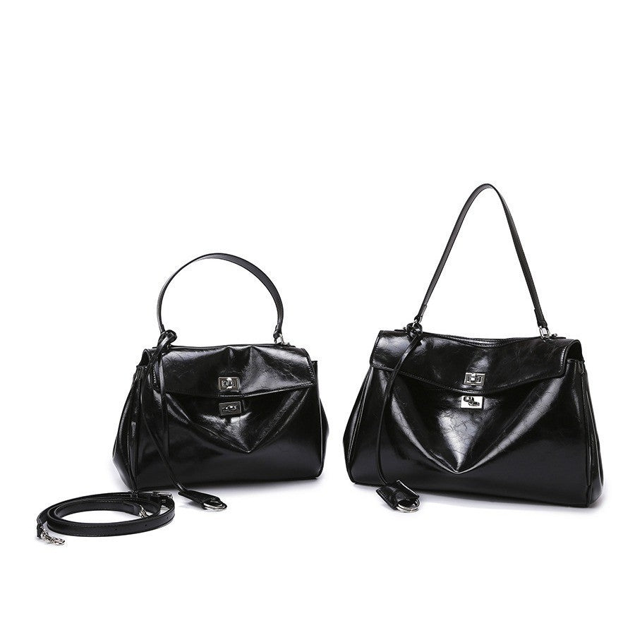 Women's Large Capacity Commuter Vintage Oil Leather Tote Bags