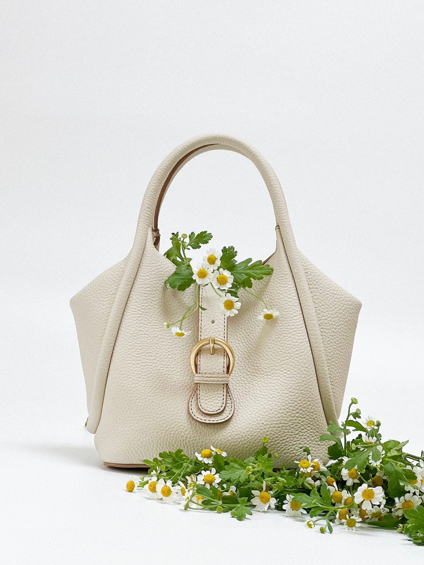 Women's First Layer Cowhide Vegetable Basket Commuter Shoulder Bags