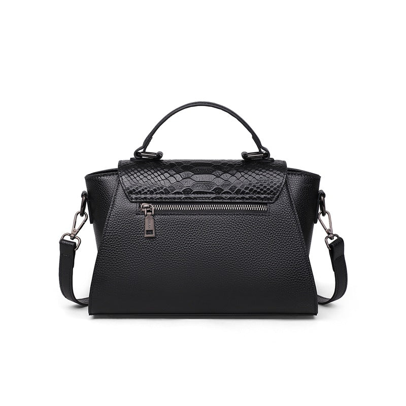 Women's Genuine Leather Summer Large Capacity Light Bags