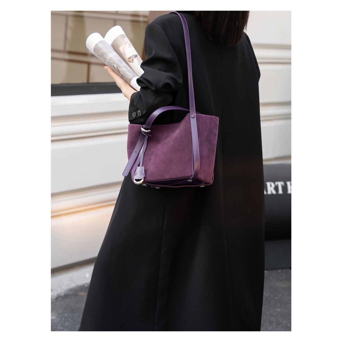 Women's Retro Large Capacity Western Style Fashion Handbags